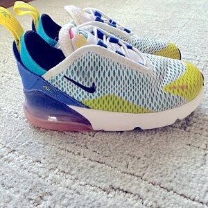 Toddler size 9 Nike shoes